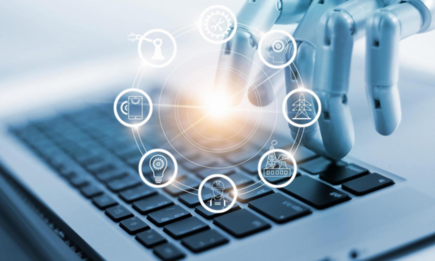 Student arbeitet an AR-Projekt im Workshop